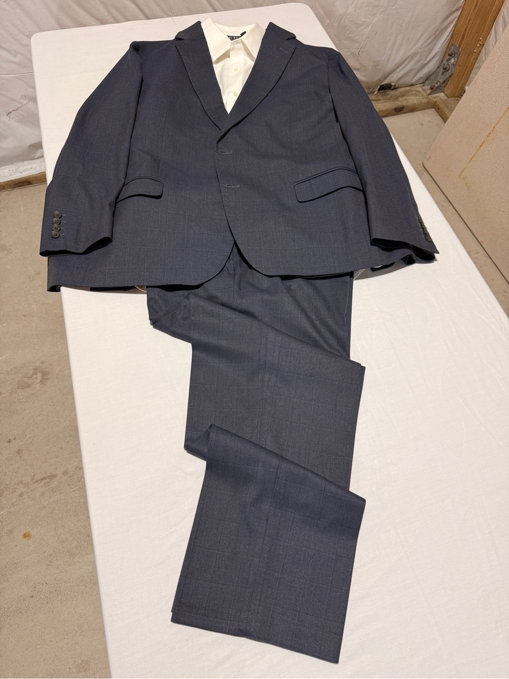 Haggar Men's Blue Windowpane Two-Piece Suit